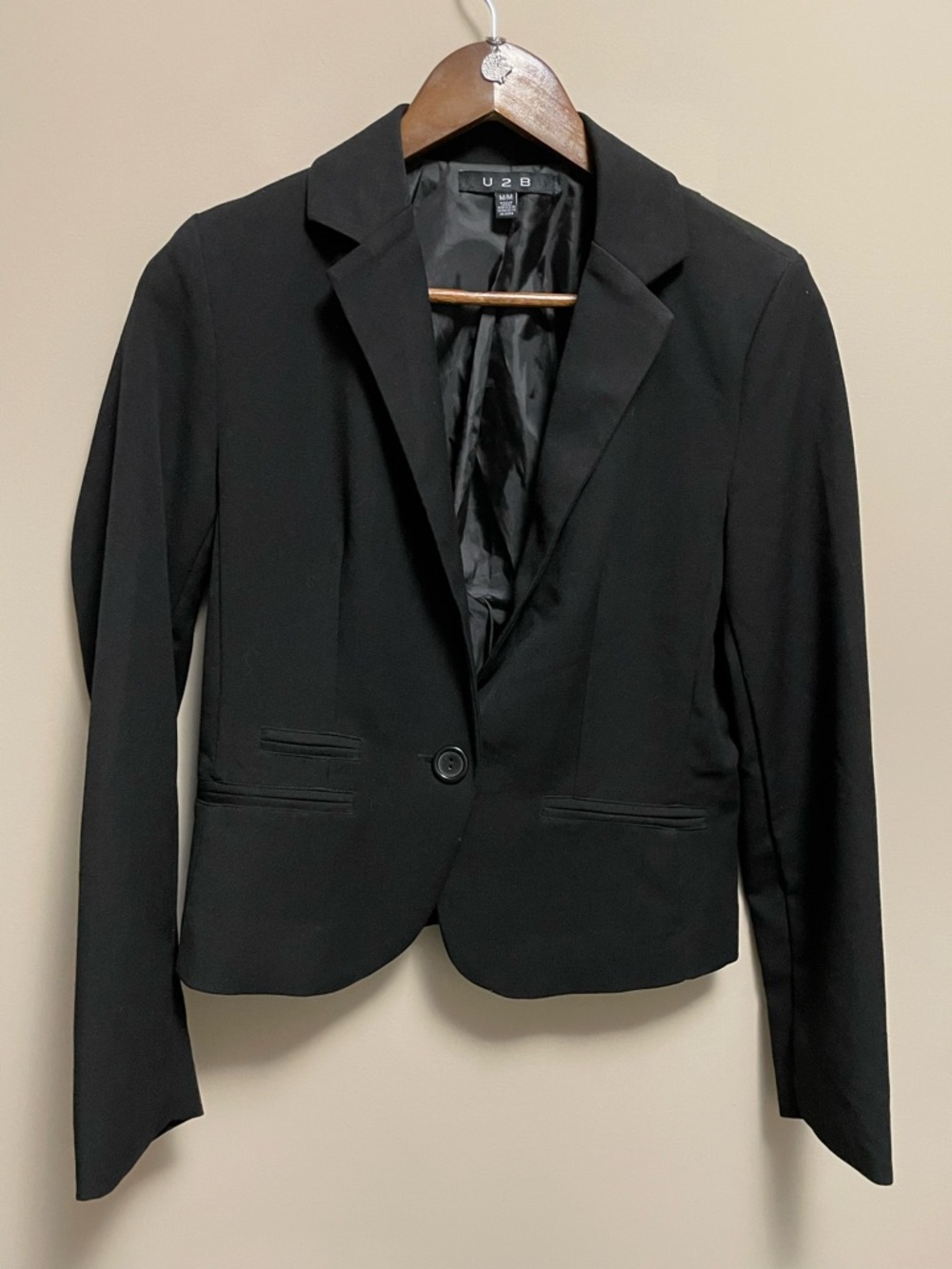 U2B Single-Button Tailored Blazer Women’s Size Medium Fits As Small